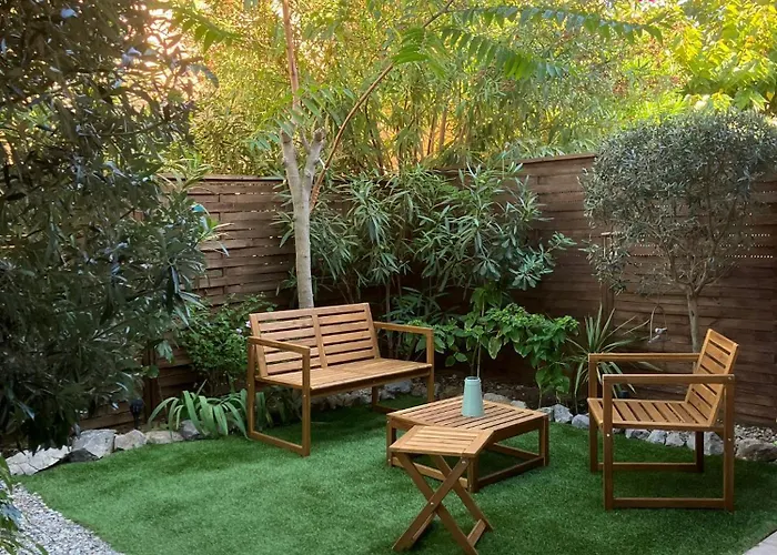 4 Etoiles Avec Jardin Cloture Et Piscine Dans La - アパート *
